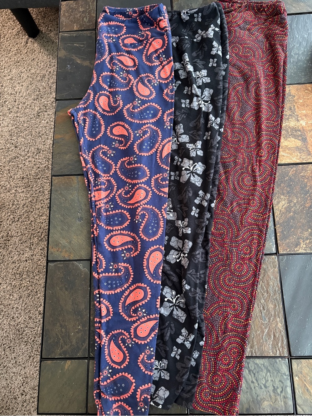 Women’s LuLaRoe Navy and Coral Paisley Leggings - Comfortable Everyday Bottoms